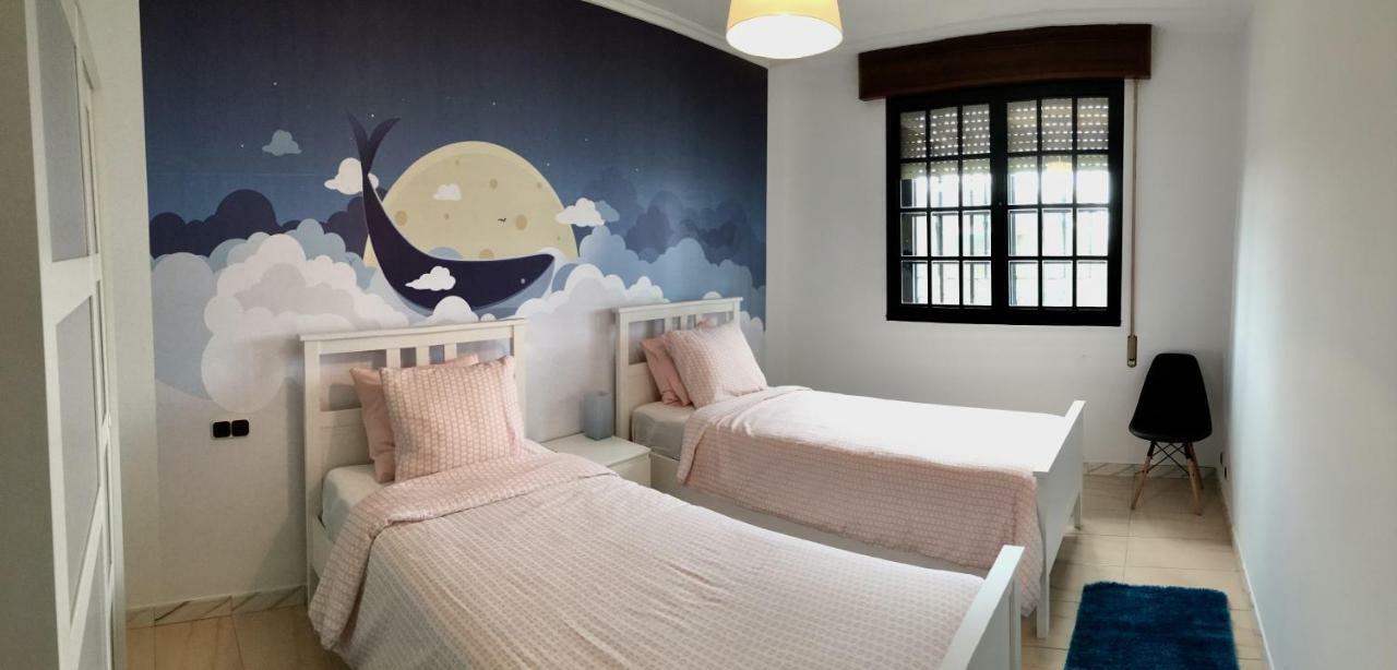 Apartamento As Sinas Apartment บียานูเอบา เด อาโรซา ภายนอก รูปภาพ