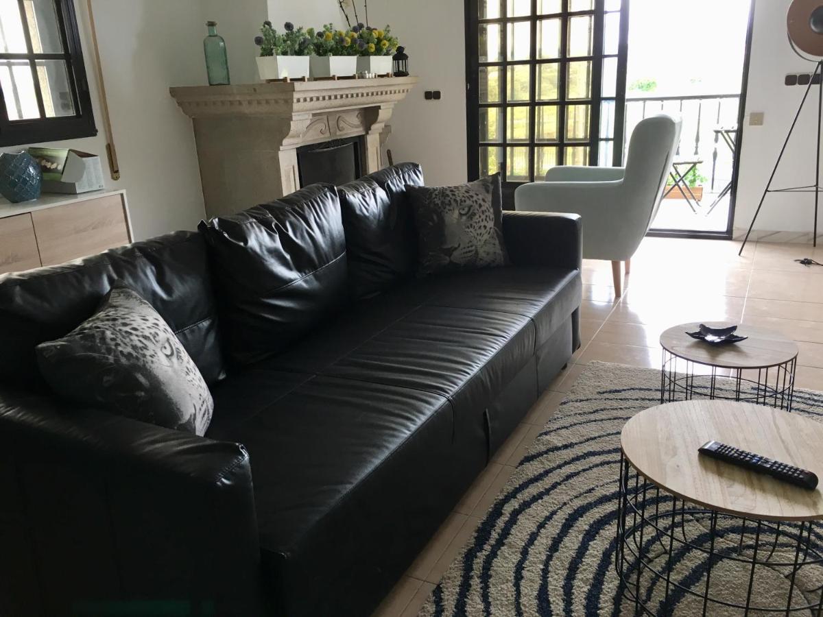 Apartamento As Sinas Apartment บียานูเอบา เด อาโรซา ภายนอก รูปภาพ